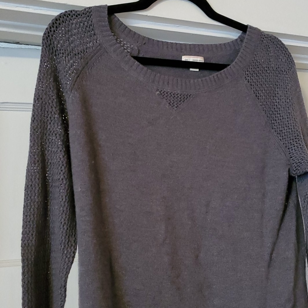 Gap Yoke Sweater Super soft